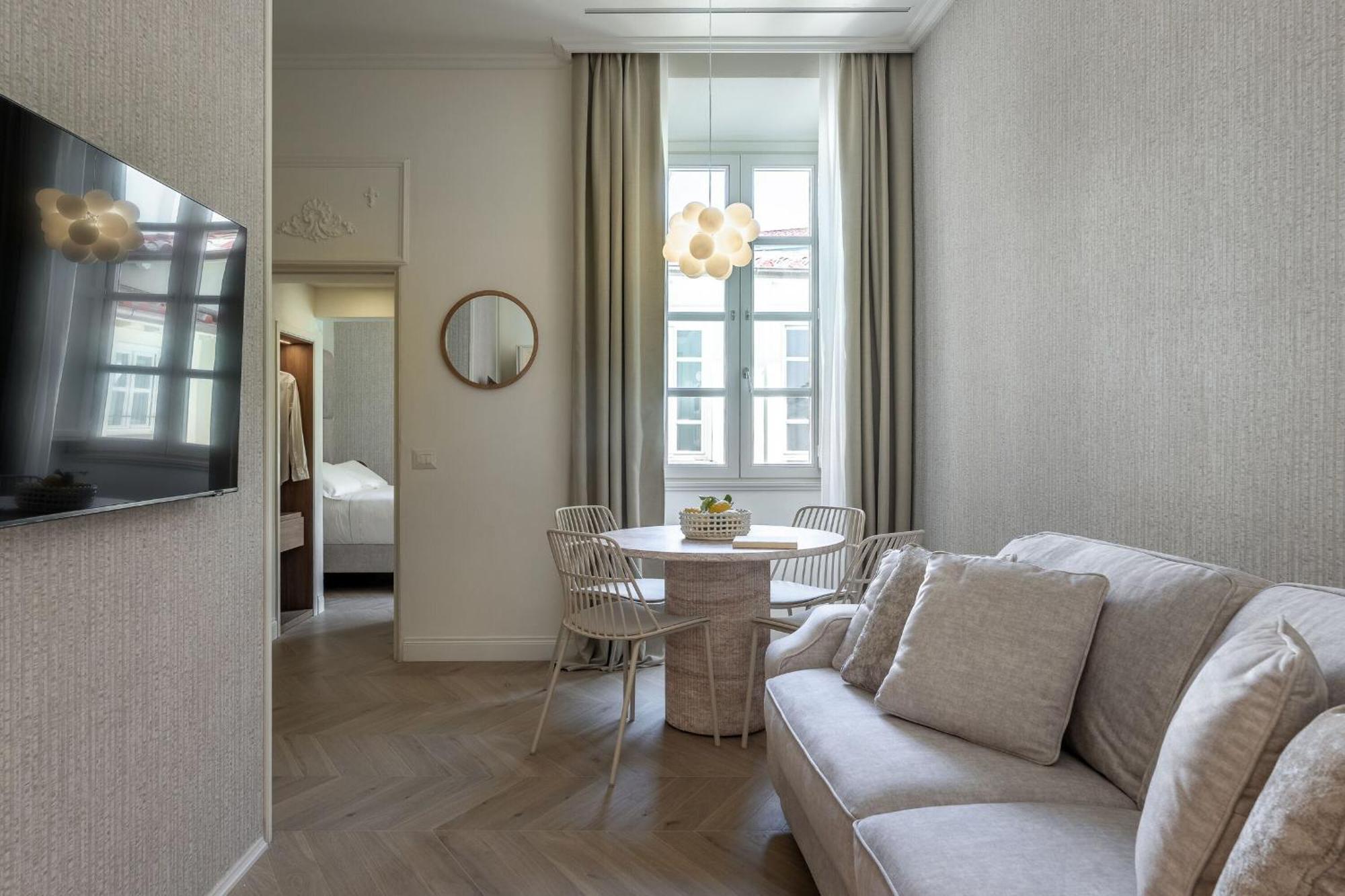 Appartement Deservi Charming Dante *